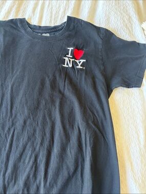 Black "I ♥ NY" Graphic Tee